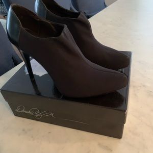 Donald J Pliner Booties